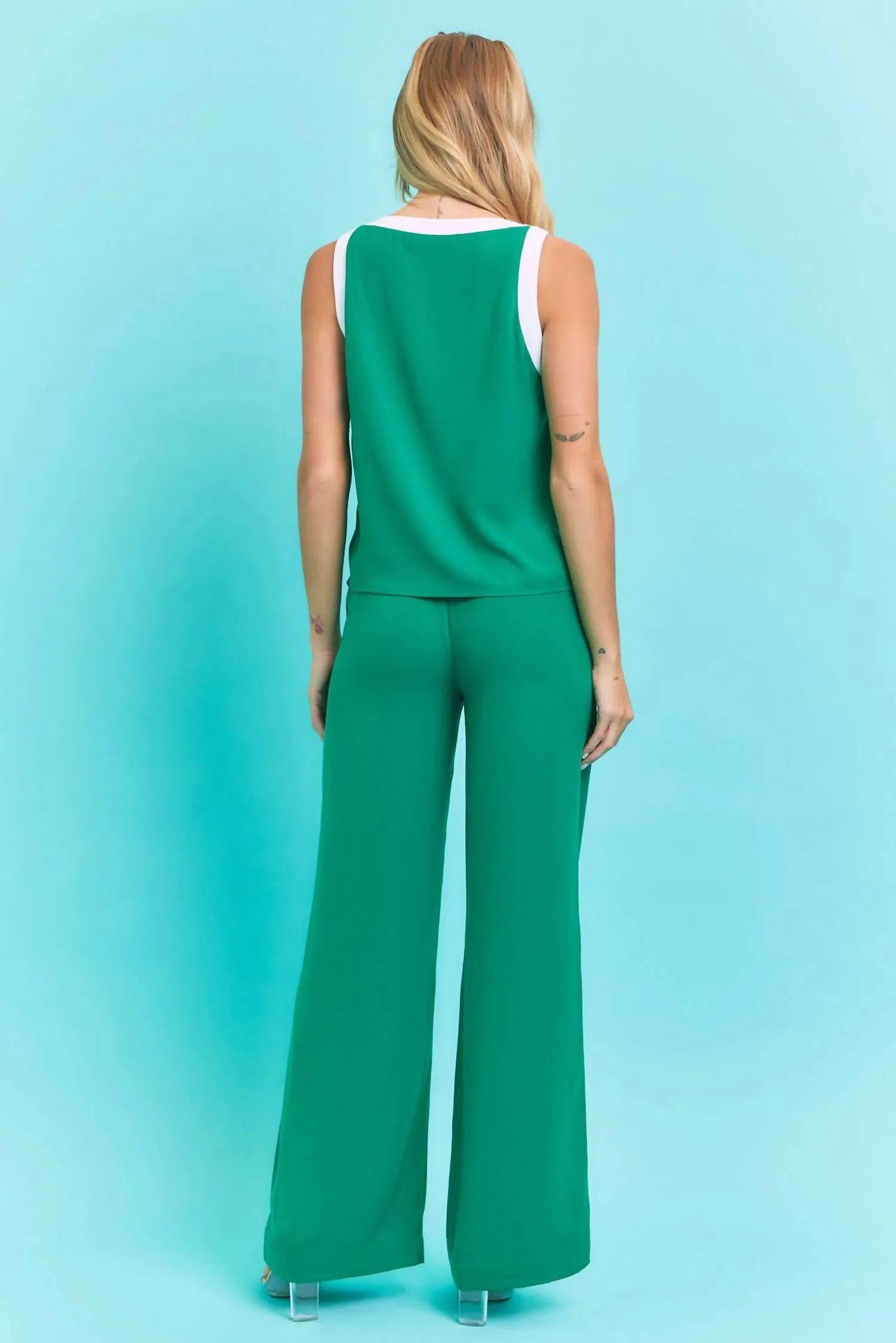 Aubrey Woven Top And Pants Set In Green