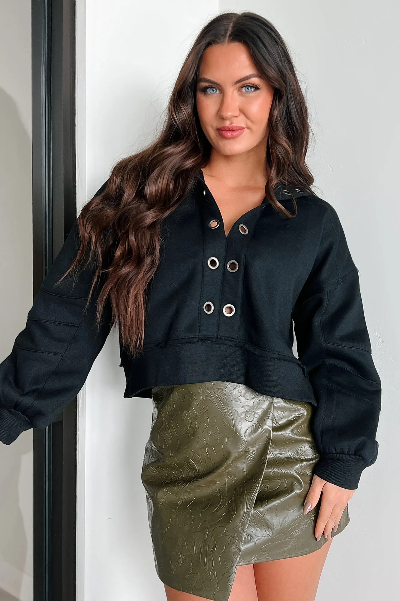 Being Productive Grommet Detail Pullover (Black)