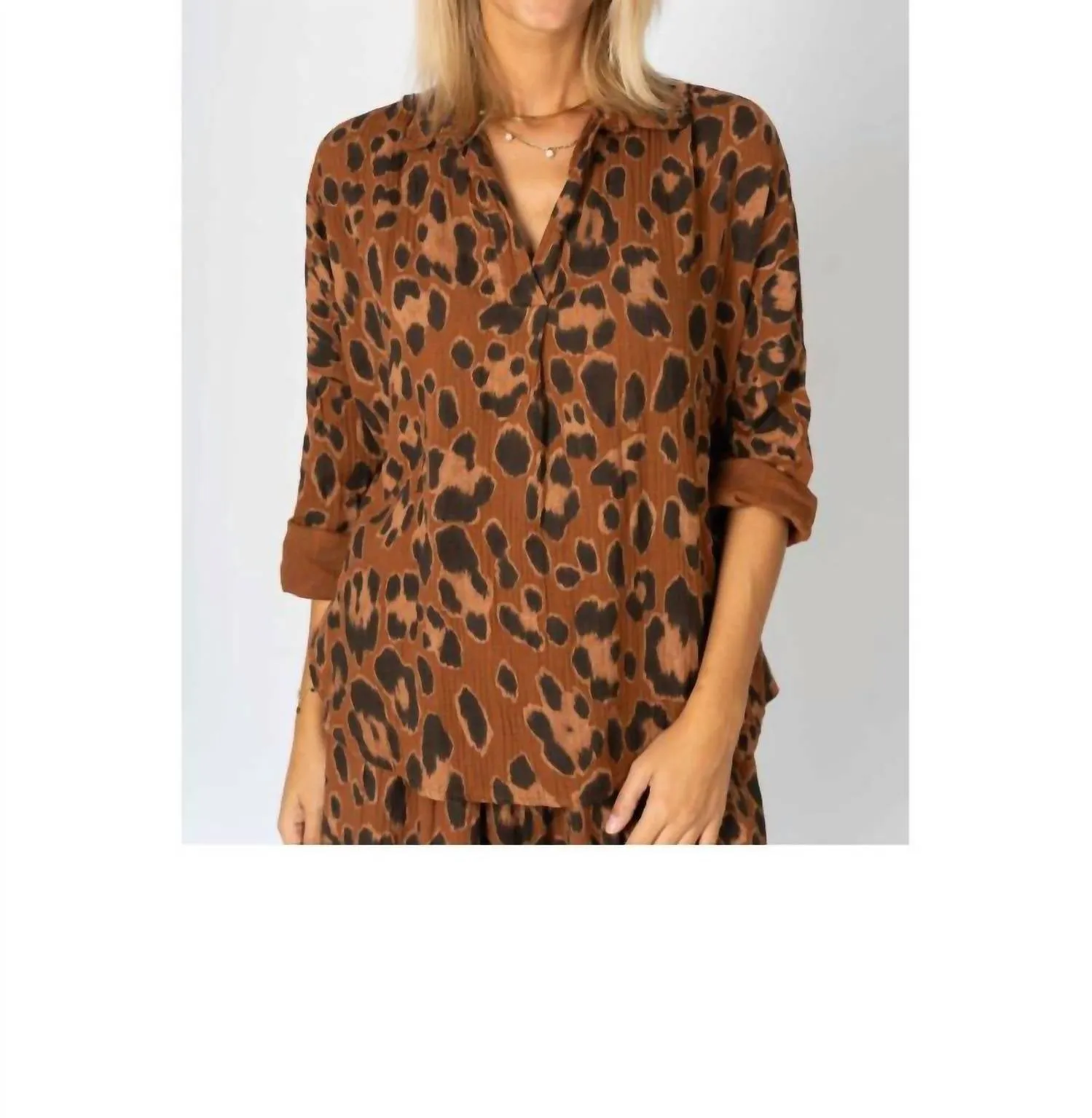 Cheetah Print High Low Pullover Top In Rusr