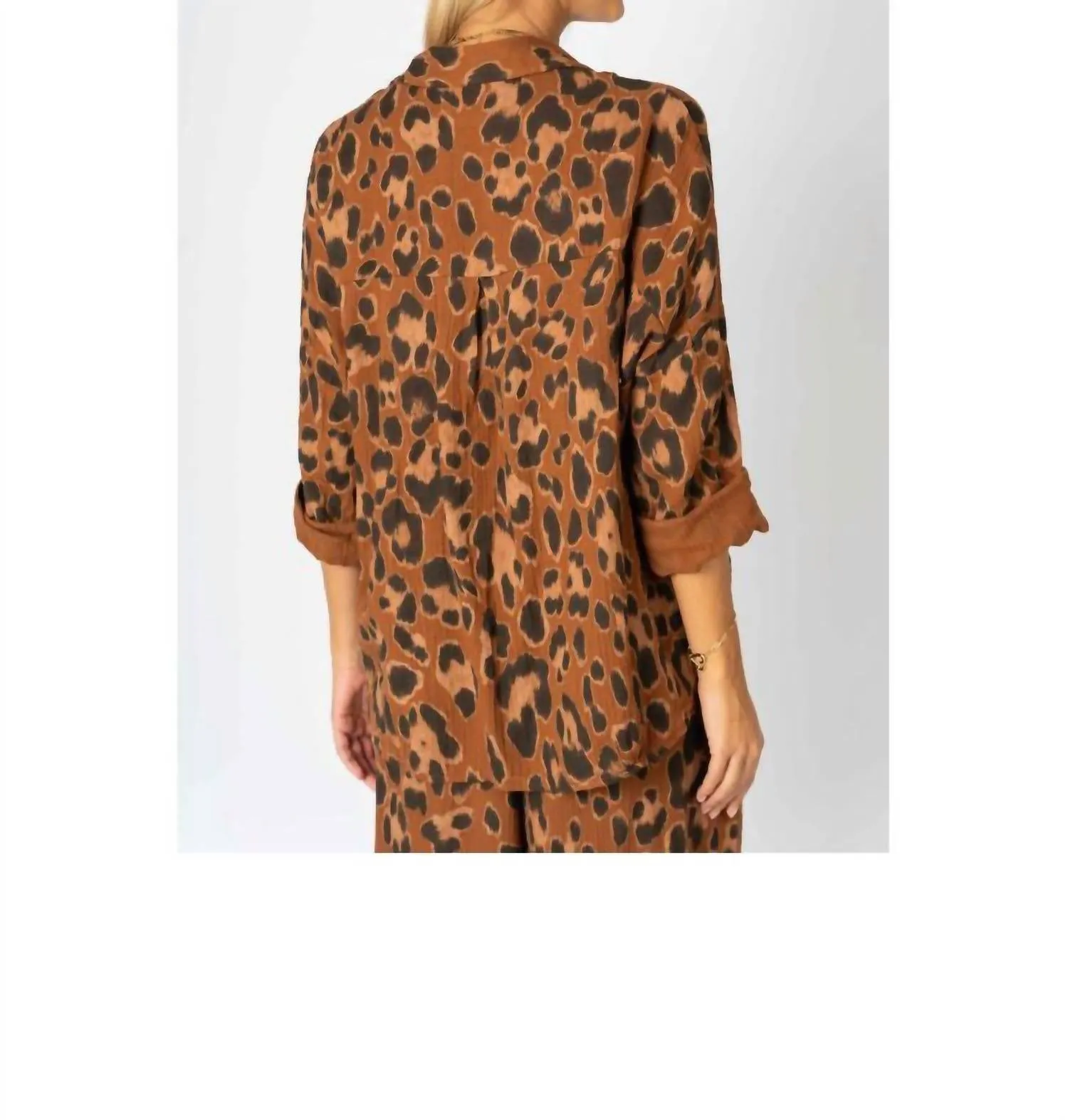 Cheetah Print High Low Pullover Top In Rusr