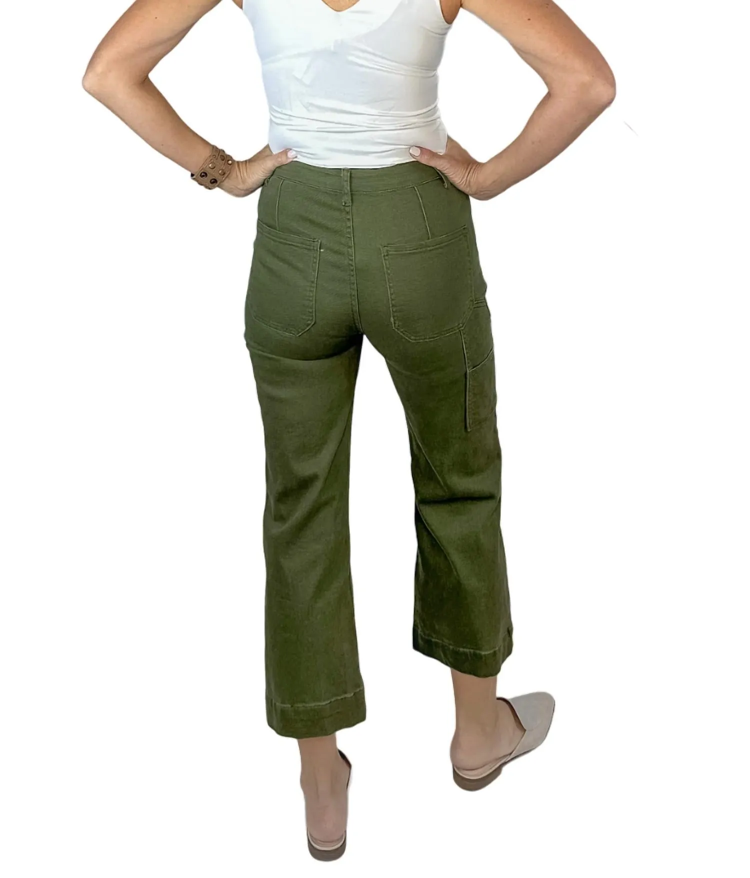 Claire Cropped Cargo Pants In Green
