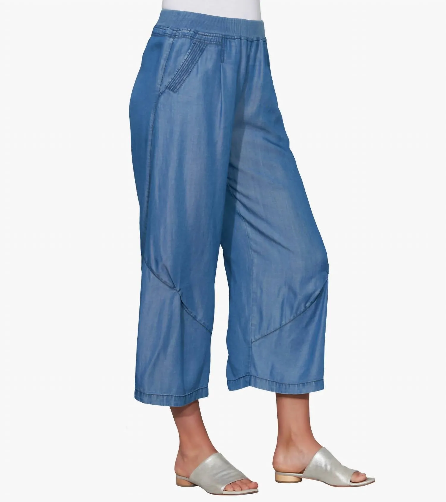 Details Flood Pants In Medium Wash