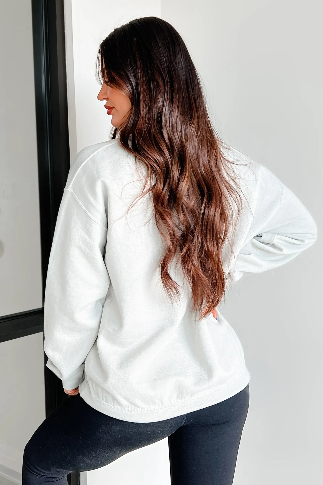 Feeling Pine Oversized Graphic Sweatshirt (Iceberg Green)