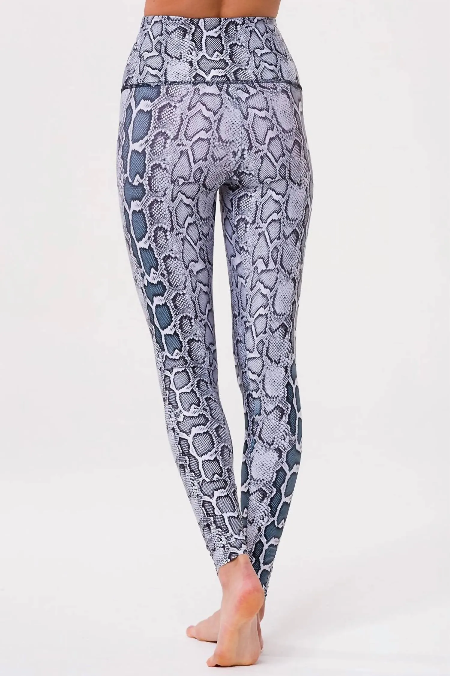 High Rise Graphic Legging In Black/white Viper