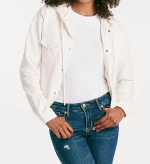 Hunter Hooded Jacket W/ Pocket Detail In Sea Salt