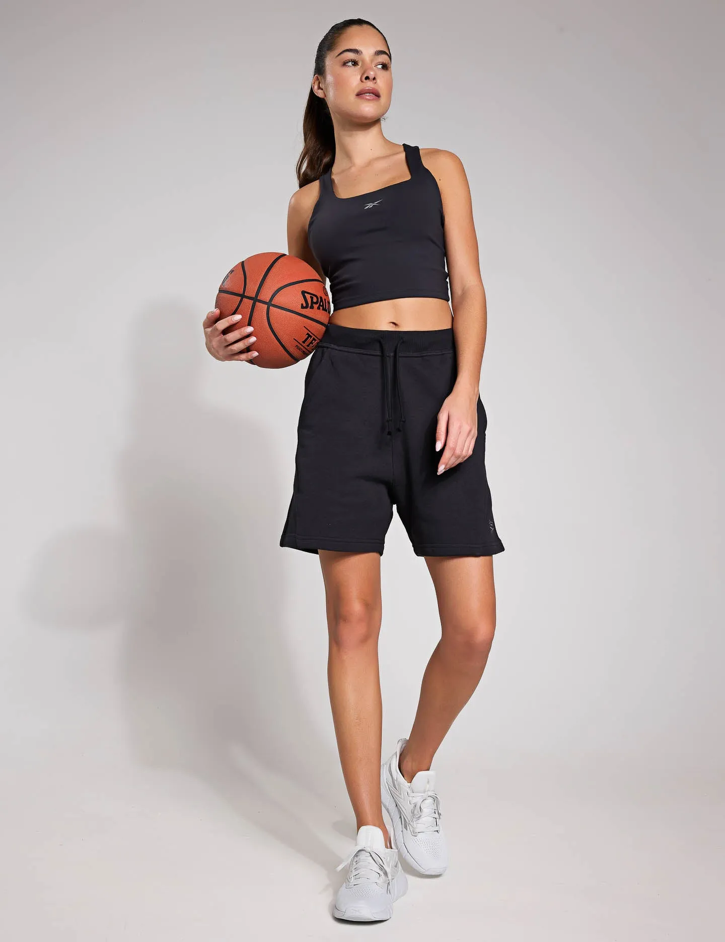 Icon Elements Shorts - Black