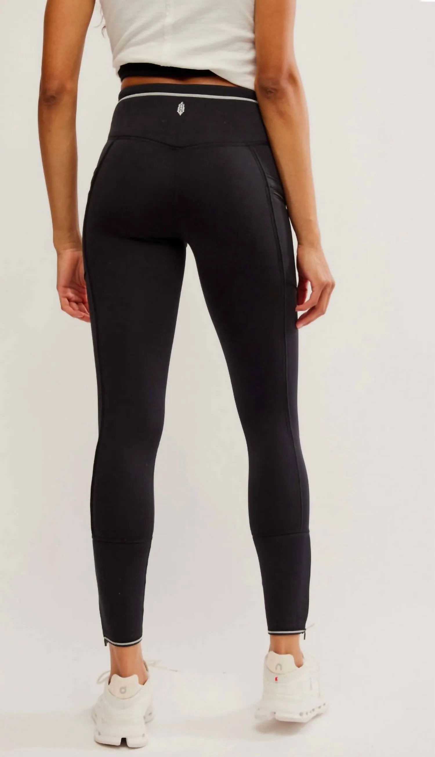 Keepin Cozy Legging In Black