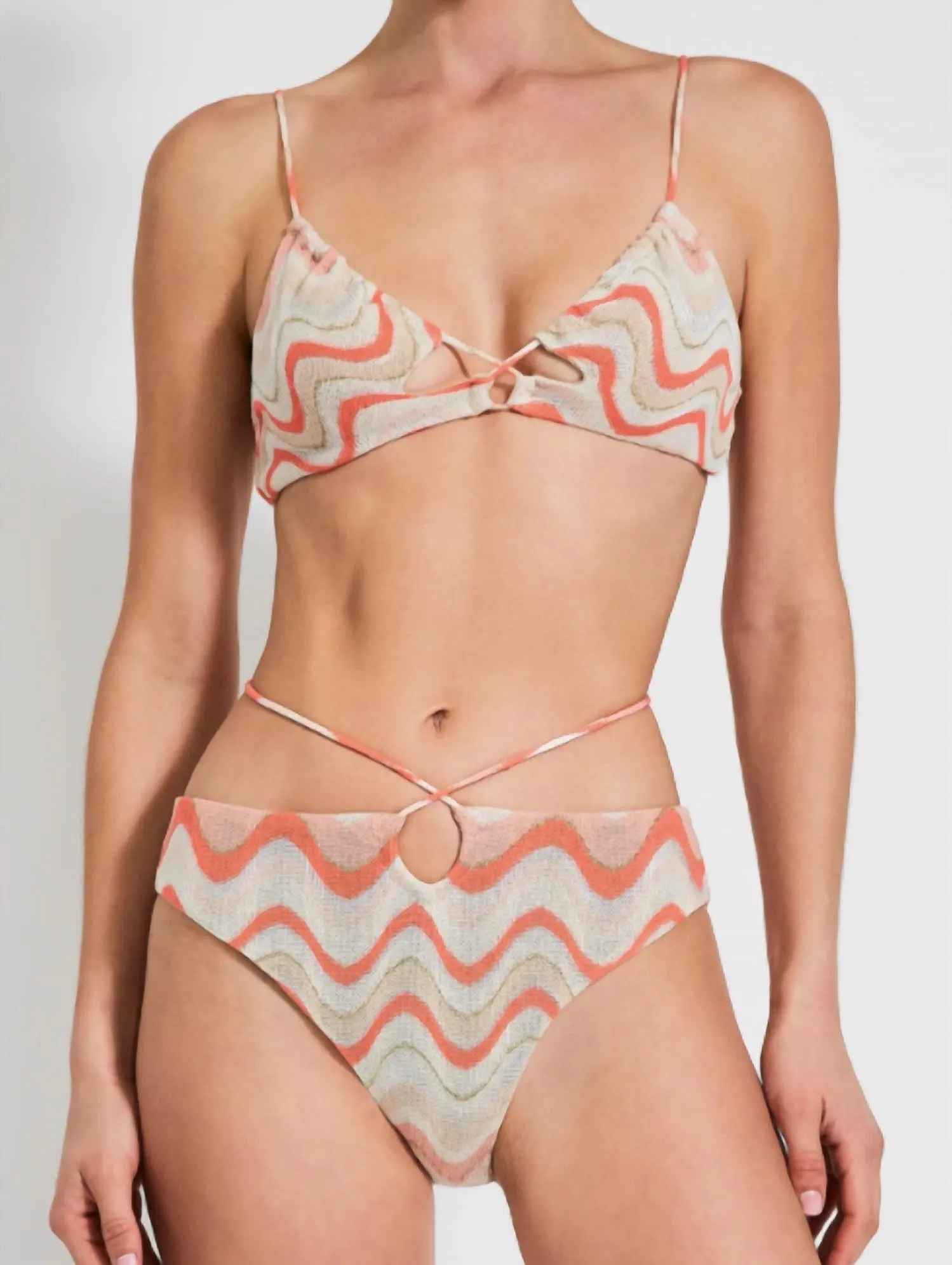 Lou Wavy Cross Top In Coral Wave