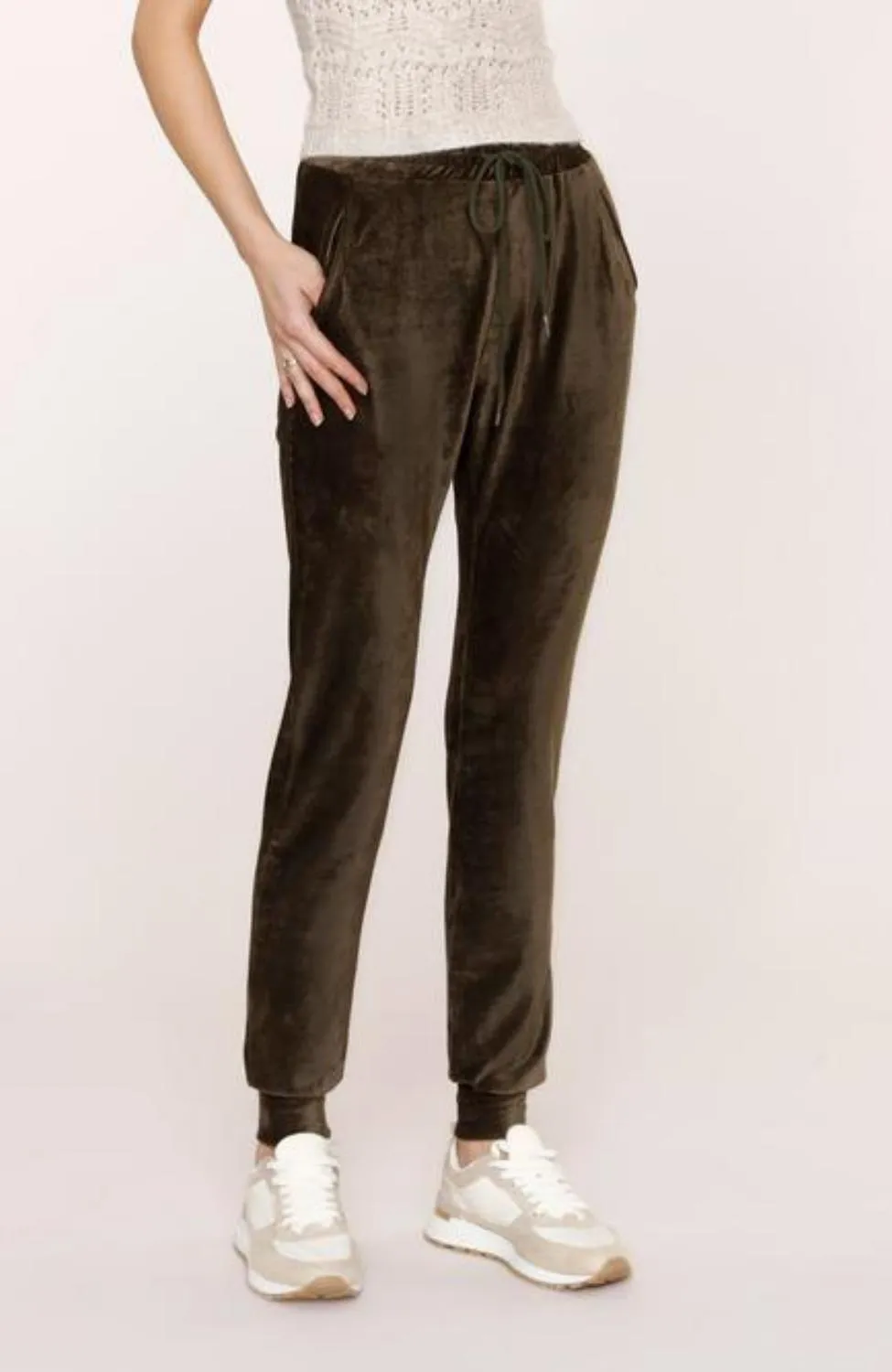 Malia Jogger In Olive