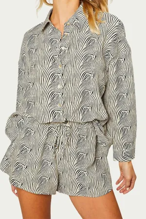 Oversized Zebra-Print Textured Shirt In Beige/black