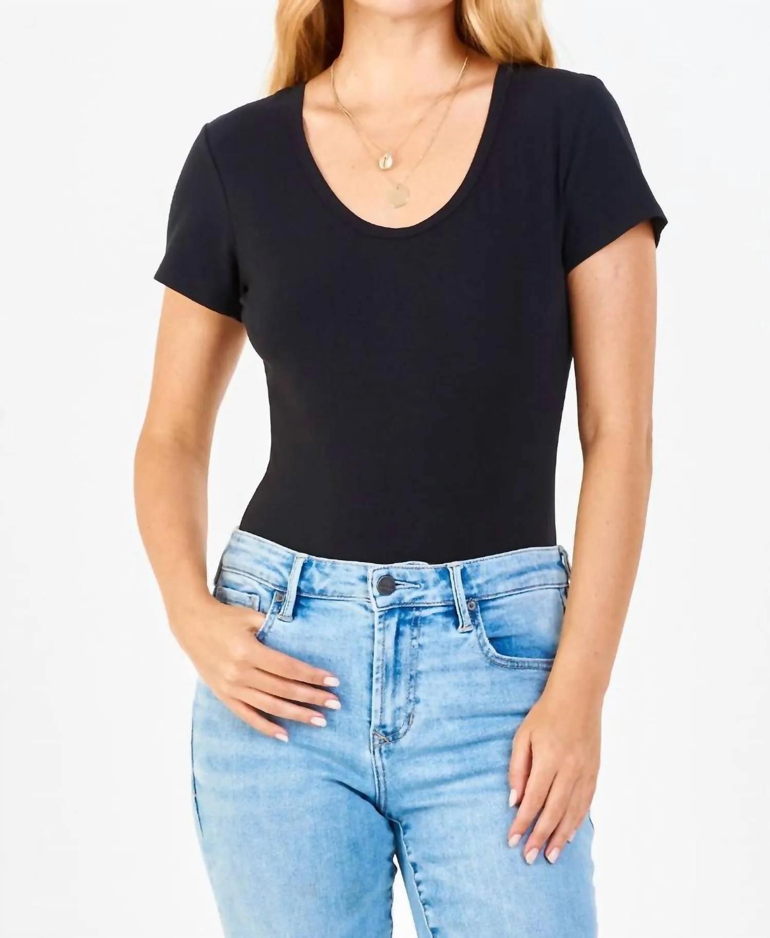 Shiloh Scoop Neck Bodysuit In Black