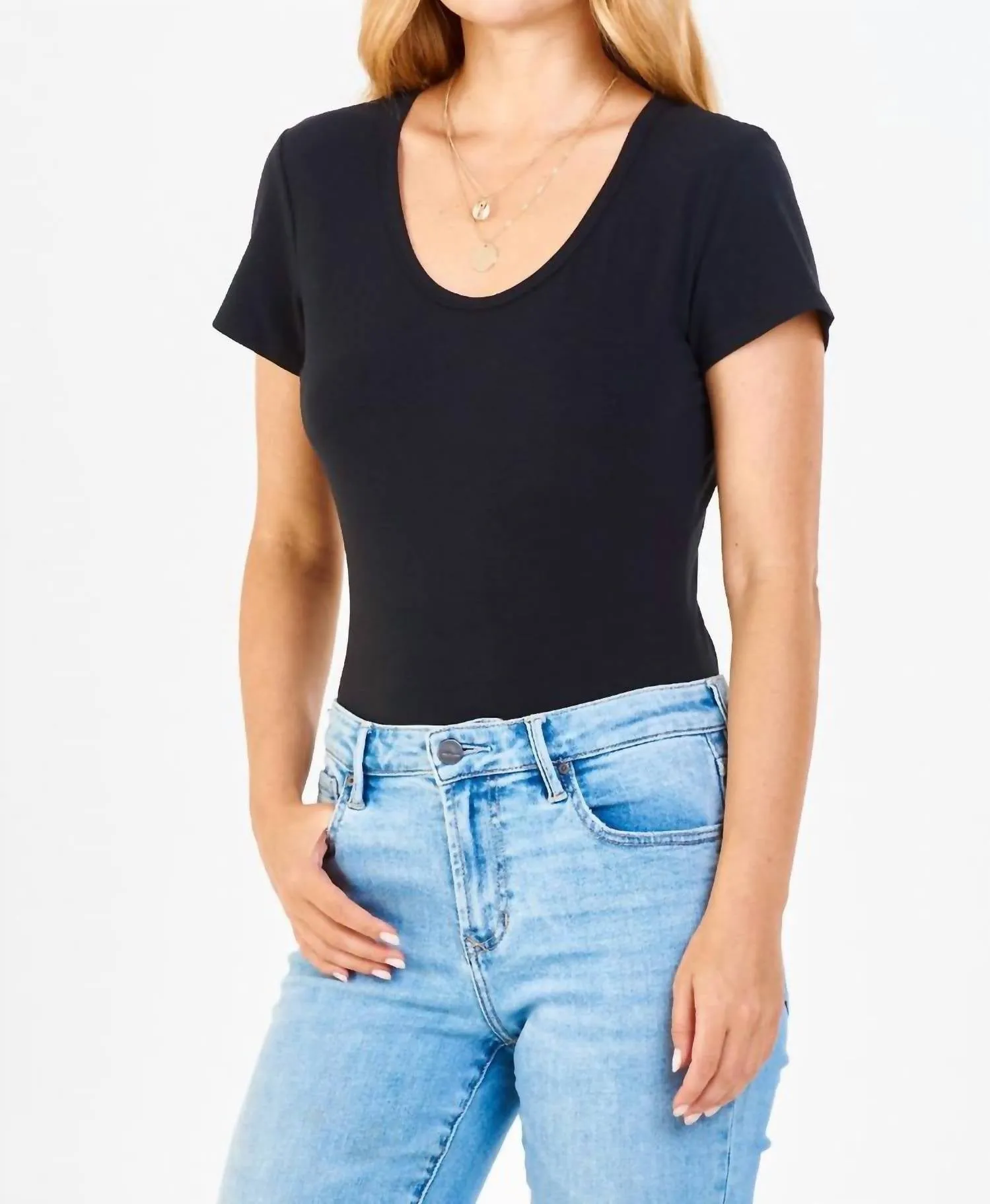 Shiloh Scoop Neck Bodysuit In Black