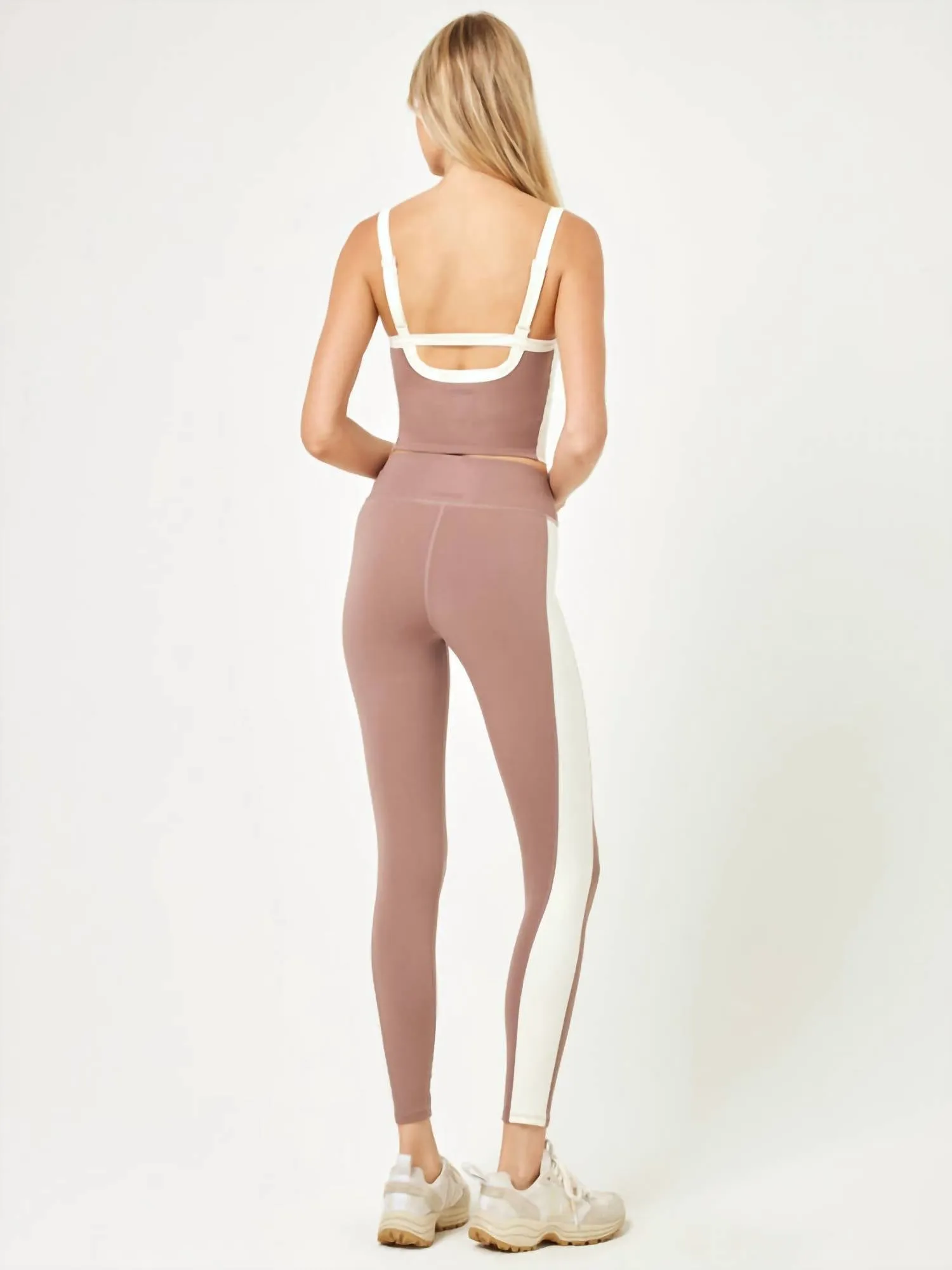 Sidelines Legging In Fawn/cream