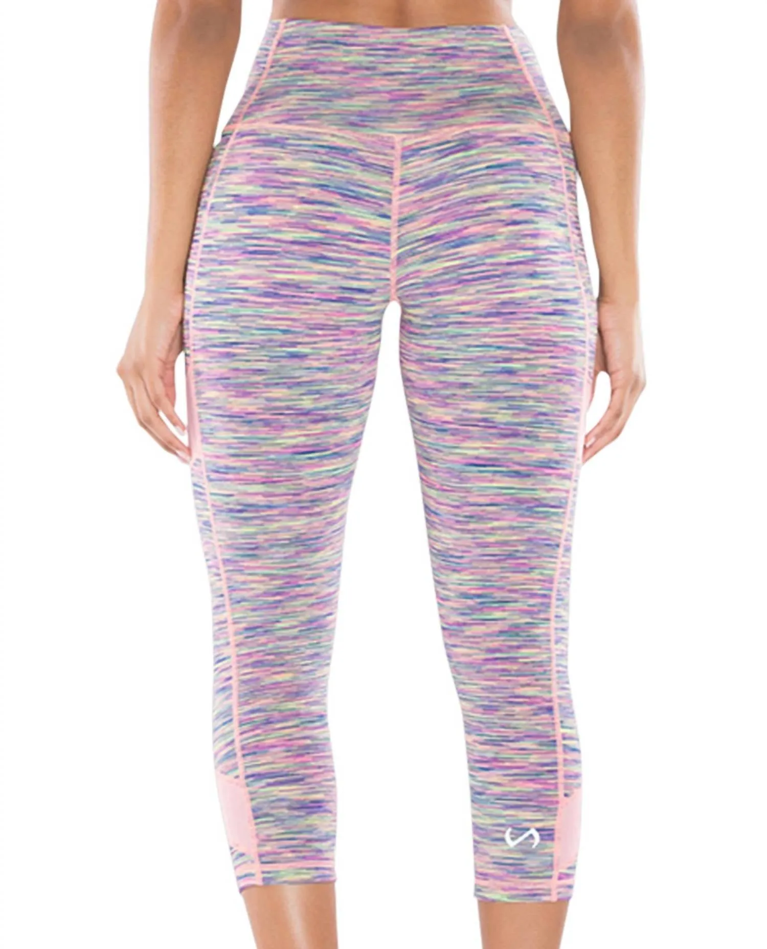 Space Edge Capri Leggings In Cake