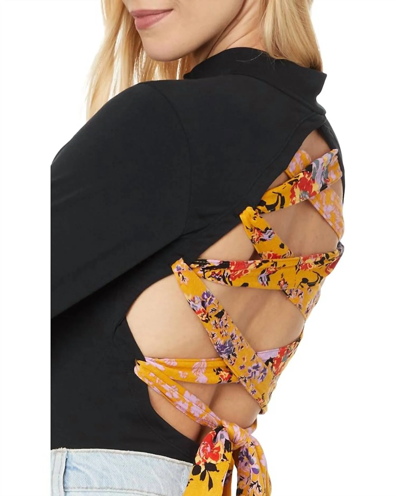 Straps In The Back Bodysuit In Black