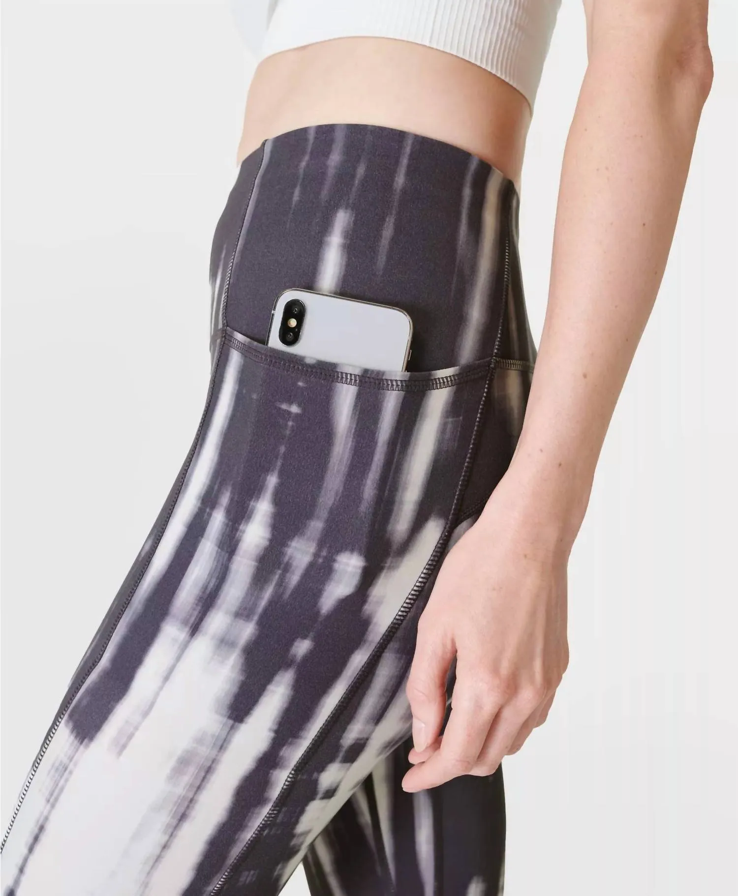Super Soft 7/8 Yoga Leggings In Grey Bokeh Print