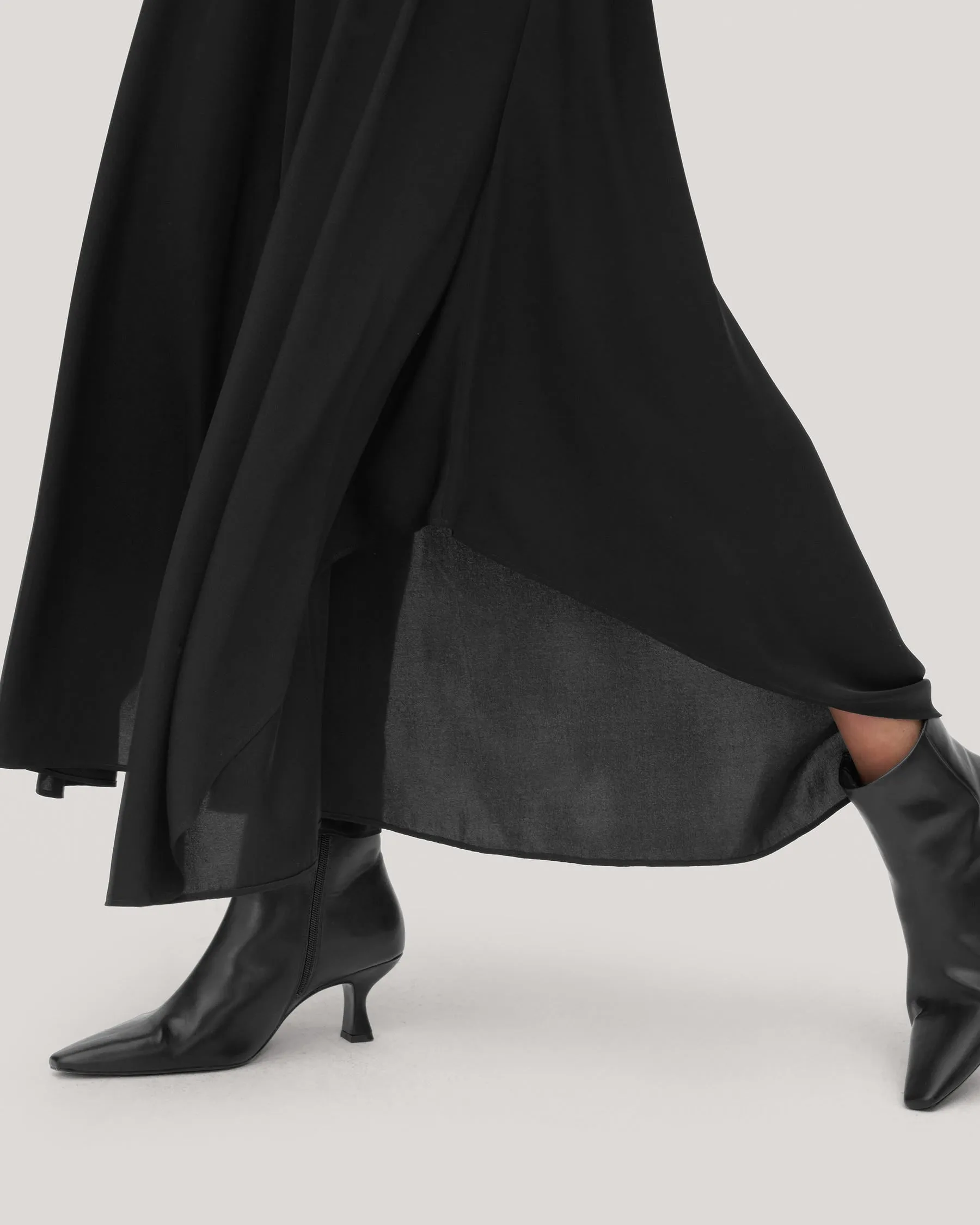 Wide-Legged Silk Fig Pants