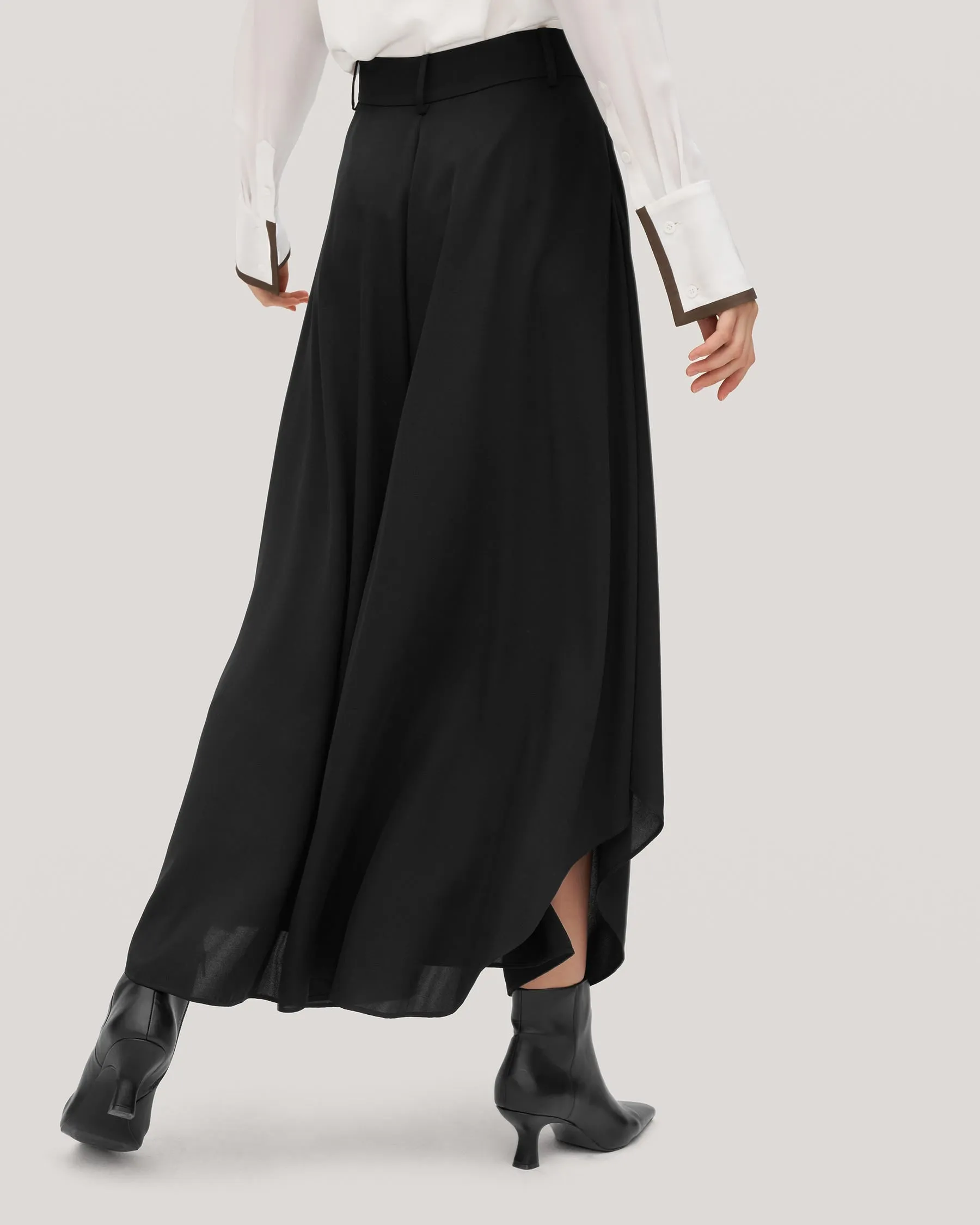 Wide-Legged Silk Fig Pants