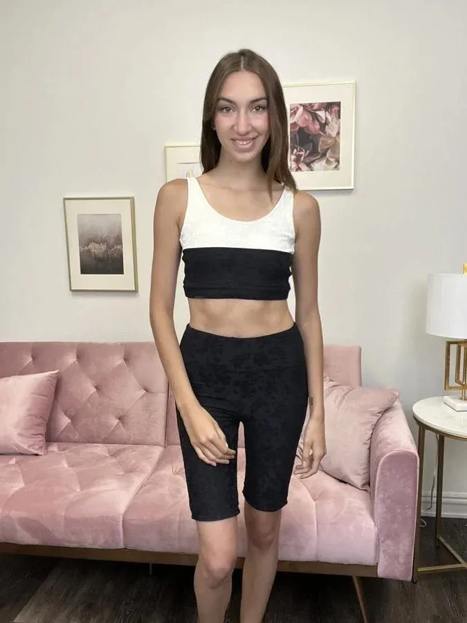 Working Out Women's High Waisted Biker Shorts *Final Sale*